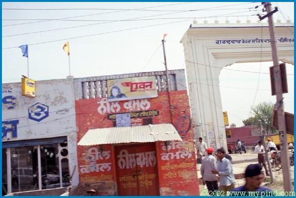 qA09302a.jpg