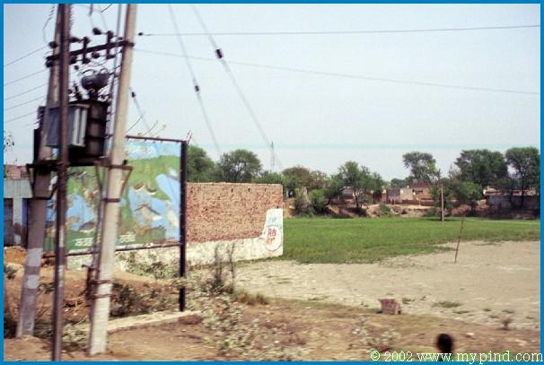 qA105014a.jpg